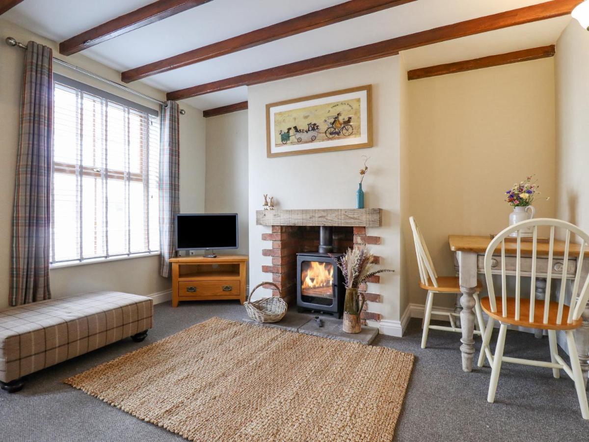 The Cottage 16 Northside Patrington Екстер'єр фото